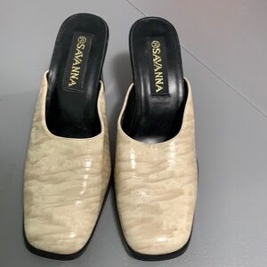 Savanna Mules faux animal skin size 7.5 great cond